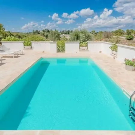 Trulli Di Mia With Pool Appartamento